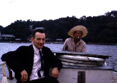 S0931 Gordon Bennett in japan
